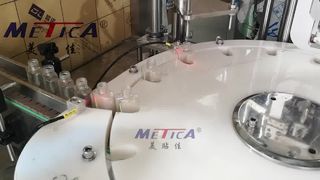 Otomatik 50ml Püskürtme Pompası Dolum ve Kapatma Makinesi
