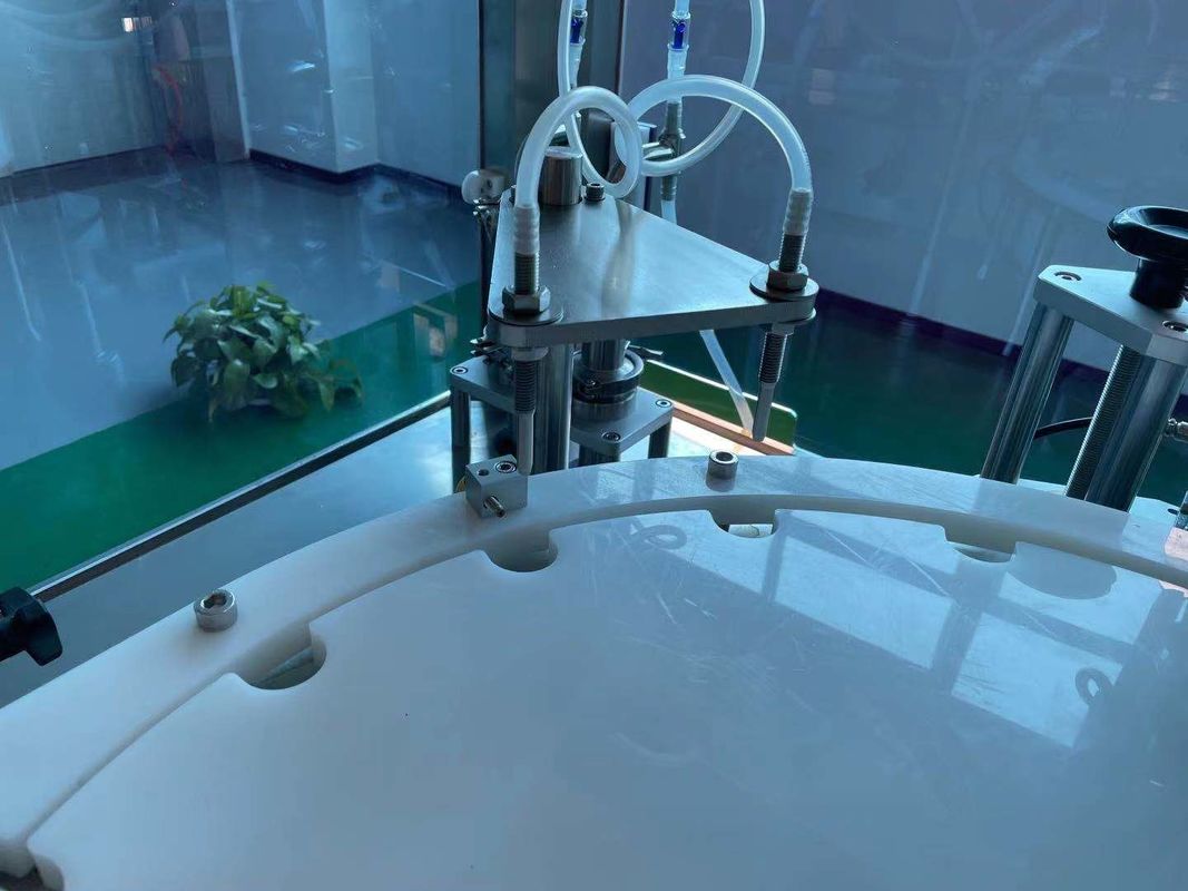 Otomatik Monoblok Şişe Doldurucu Kapakları