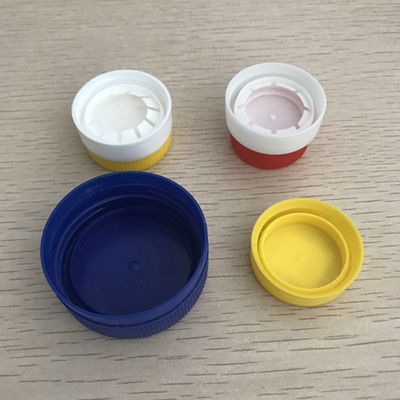 Süspansiyon Şişesi Lineer Otomatik Vidalı Kapak Makinesi Presleme ve Vidalı Kapak